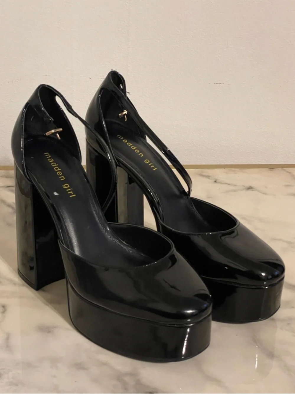 Madden Girl Denveer Dion Black Patent Platform Mary Janes Womens 8.5 Academia - Picture 1 of 9